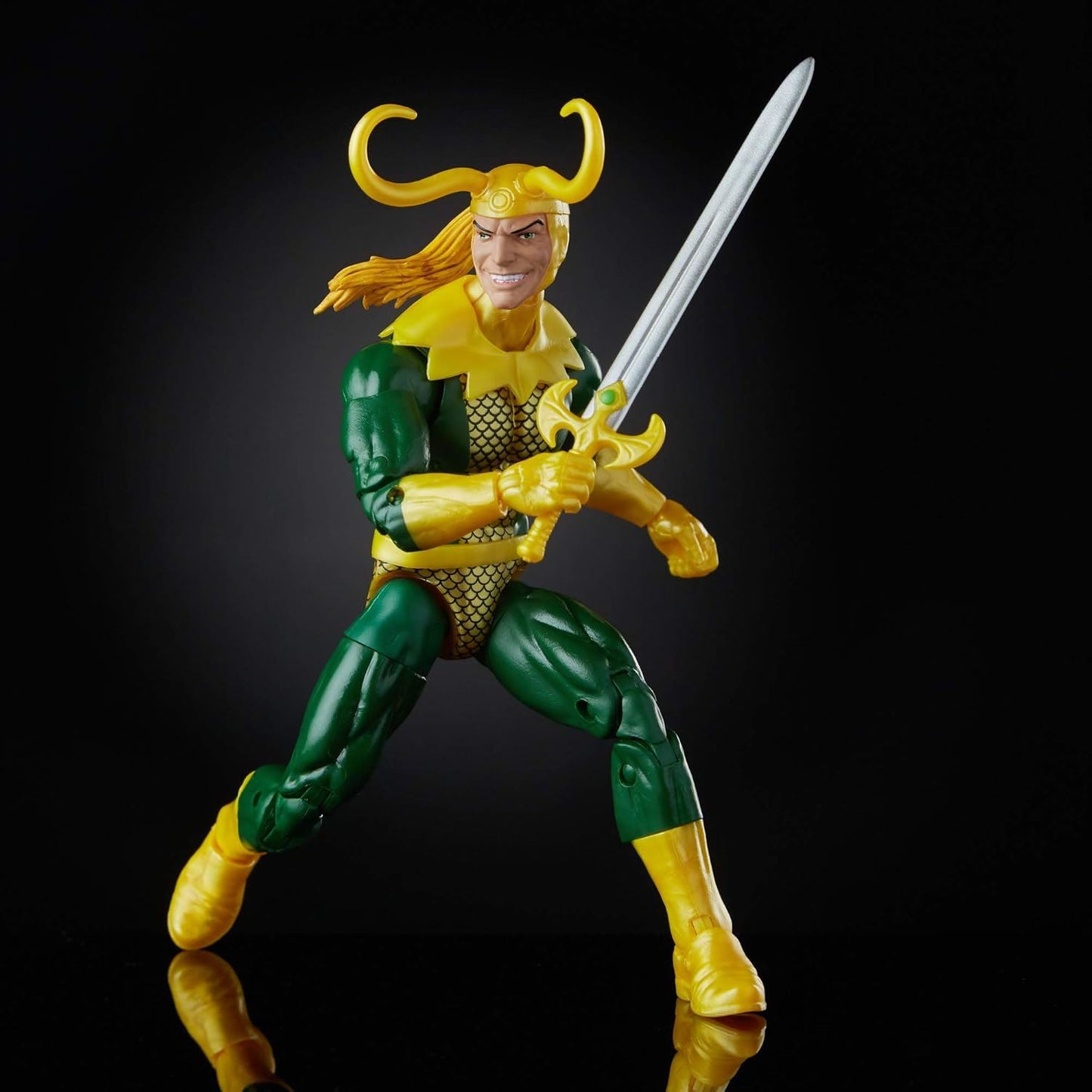 LOKI E3977 6" Action Figure (Marvel Legends Series)