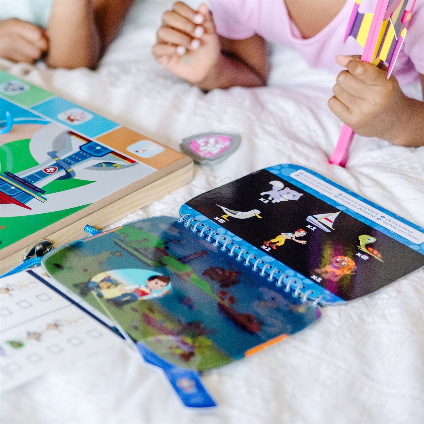 Spy, Find & Rescue Play Set 33327 – Melissa & Doug PAW Patrol Adventure Kit with Spy Gear, Binoculars & Rescue Accessories